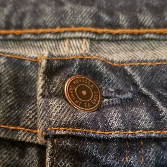 Sold - Picture 4 of 7